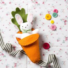 Bunny in Carrot Bed Felt Craft Kit