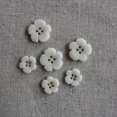 Corozo Flower Button