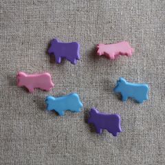 Flat Cow Button: 22mm