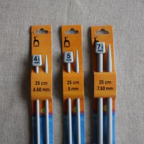 Classic Knitting Pins: Single Ended